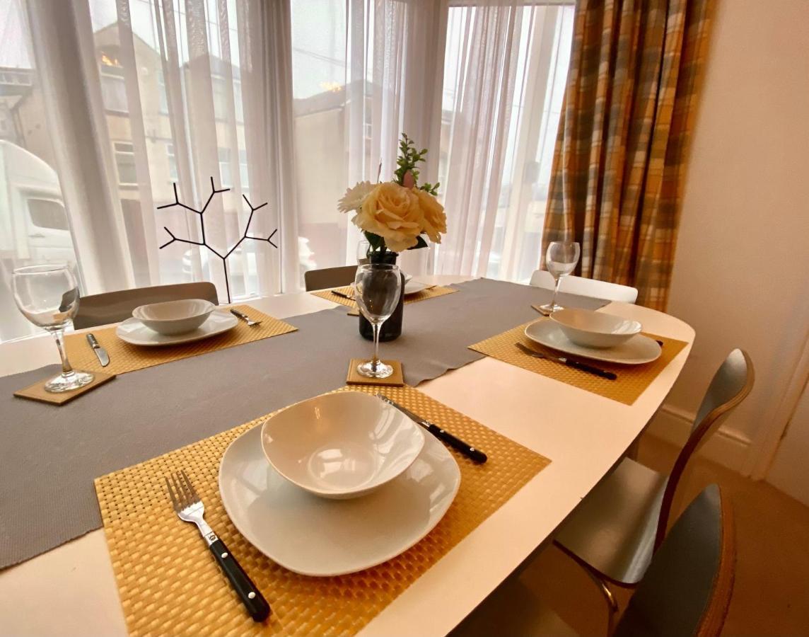 Blackpool Abode - The Buttercup Suite Ngoại thất bức ảnh