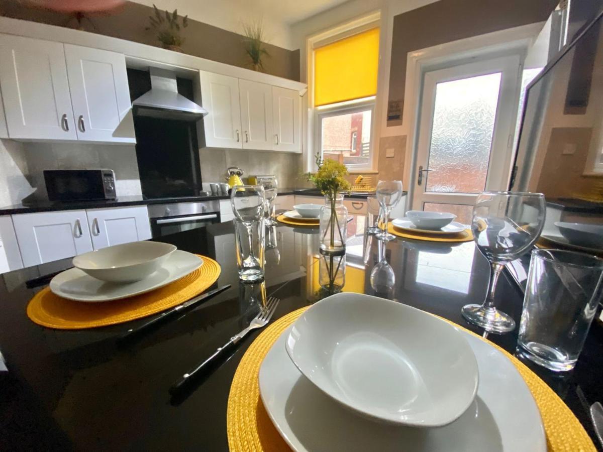 Blackpool Abode - The Buttercup Suite Ngoại thất bức ảnh